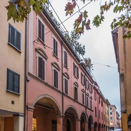 Apartament San Carlo, Bolonia