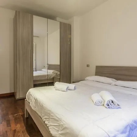 Apartament San Carlo, Bolonia